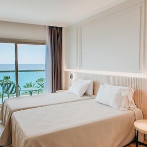 Habitación Estándar con 2 Camas Individuales